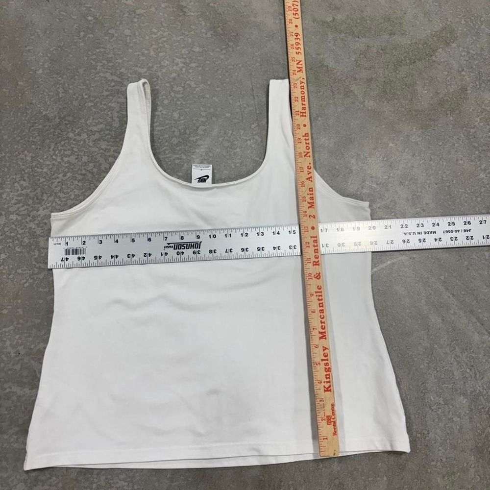 Nike White Tank Top Size 1X - Picture 5 of 5